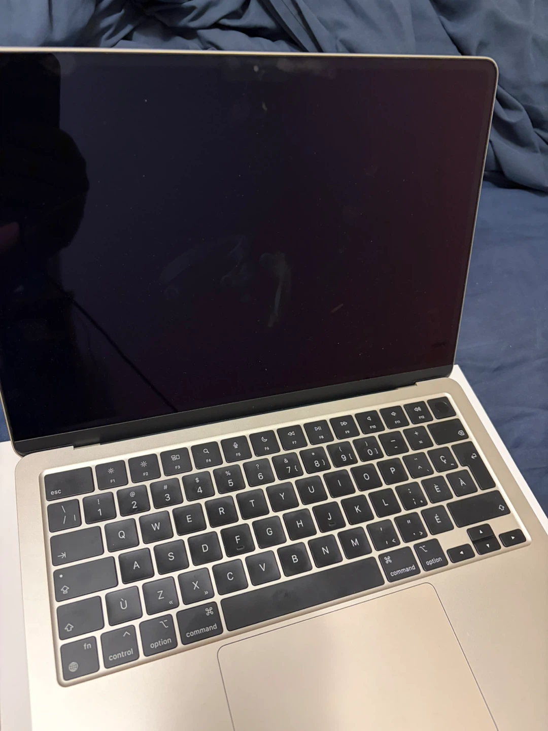 Apple MacBook Air Laptop - photo 2