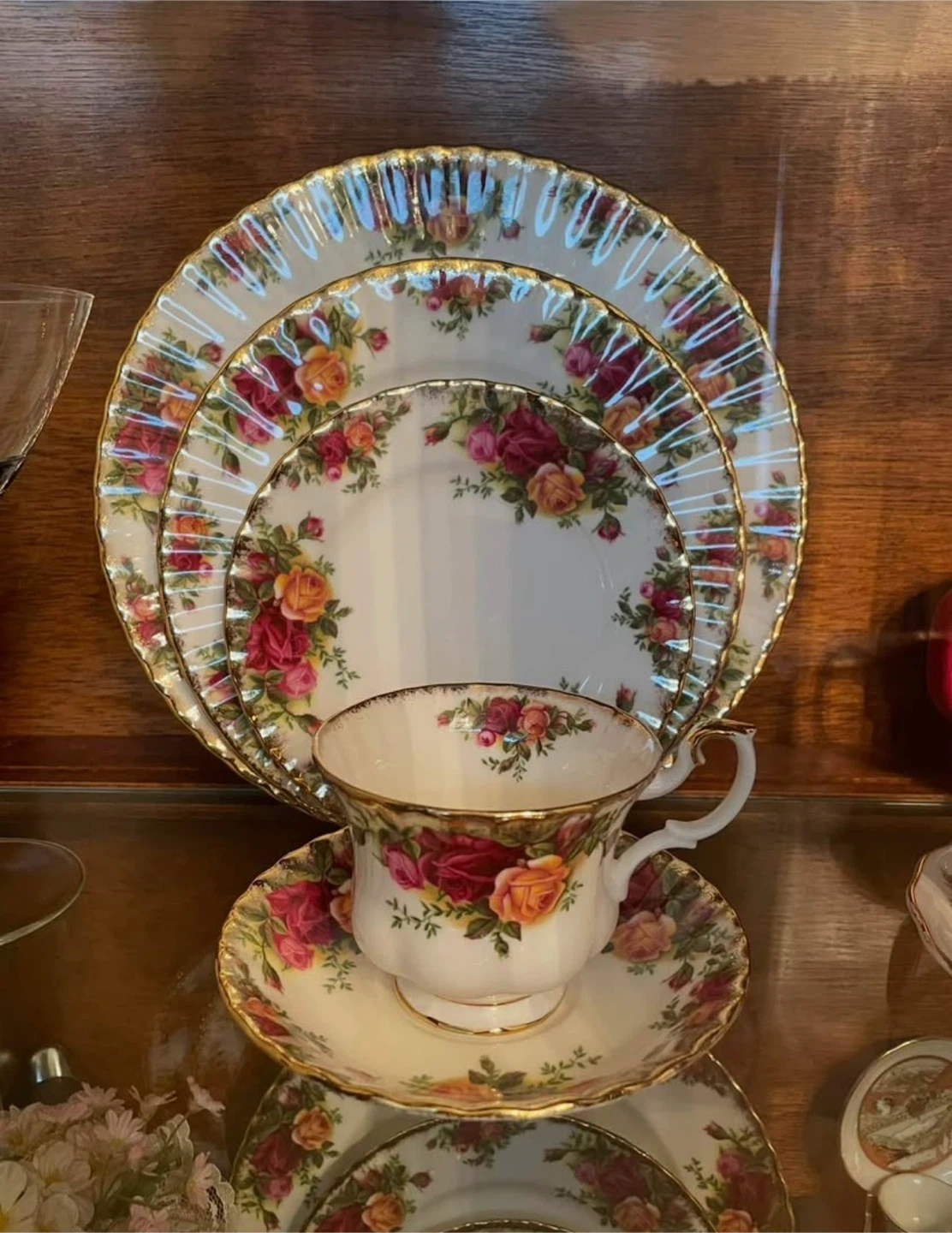 Royal Albert Old Country Roses , 39 Pieces