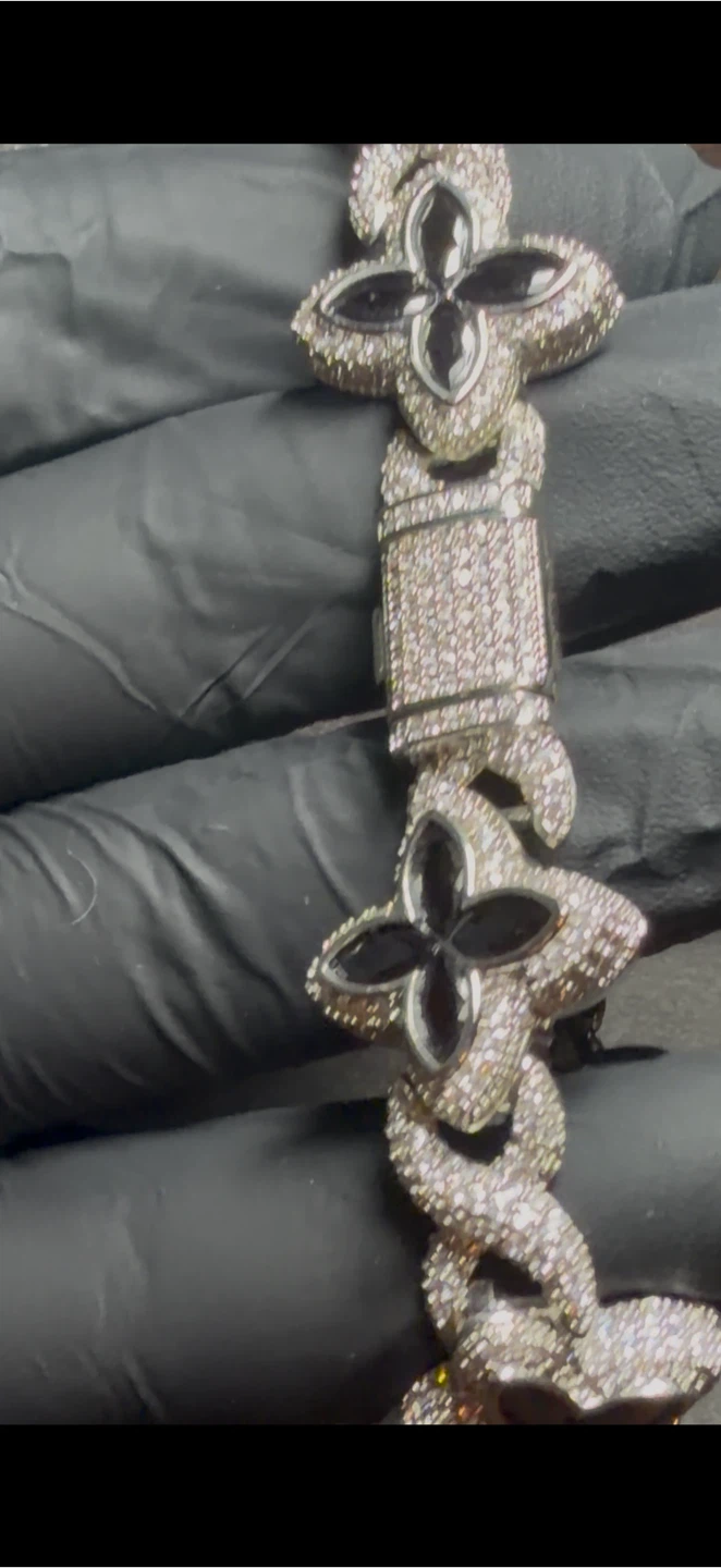 Diamond Clover Link Bracelet Size 8 - photo 2