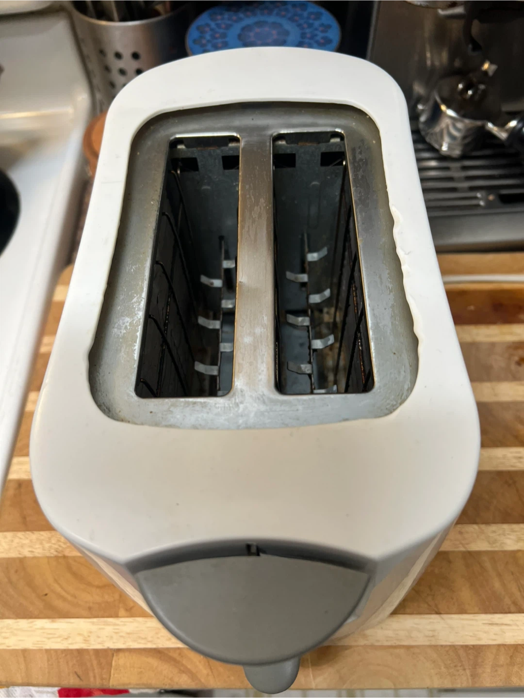 BLACK+DECKER OptiToast 2-Slice Toaster - photo 2