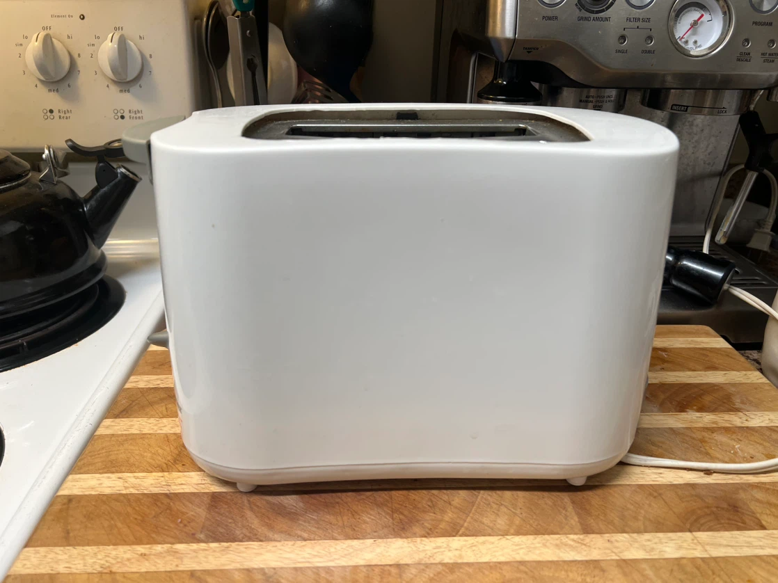 BLACK+DECKER OptiToast 2-Slice Toaster - photo 3