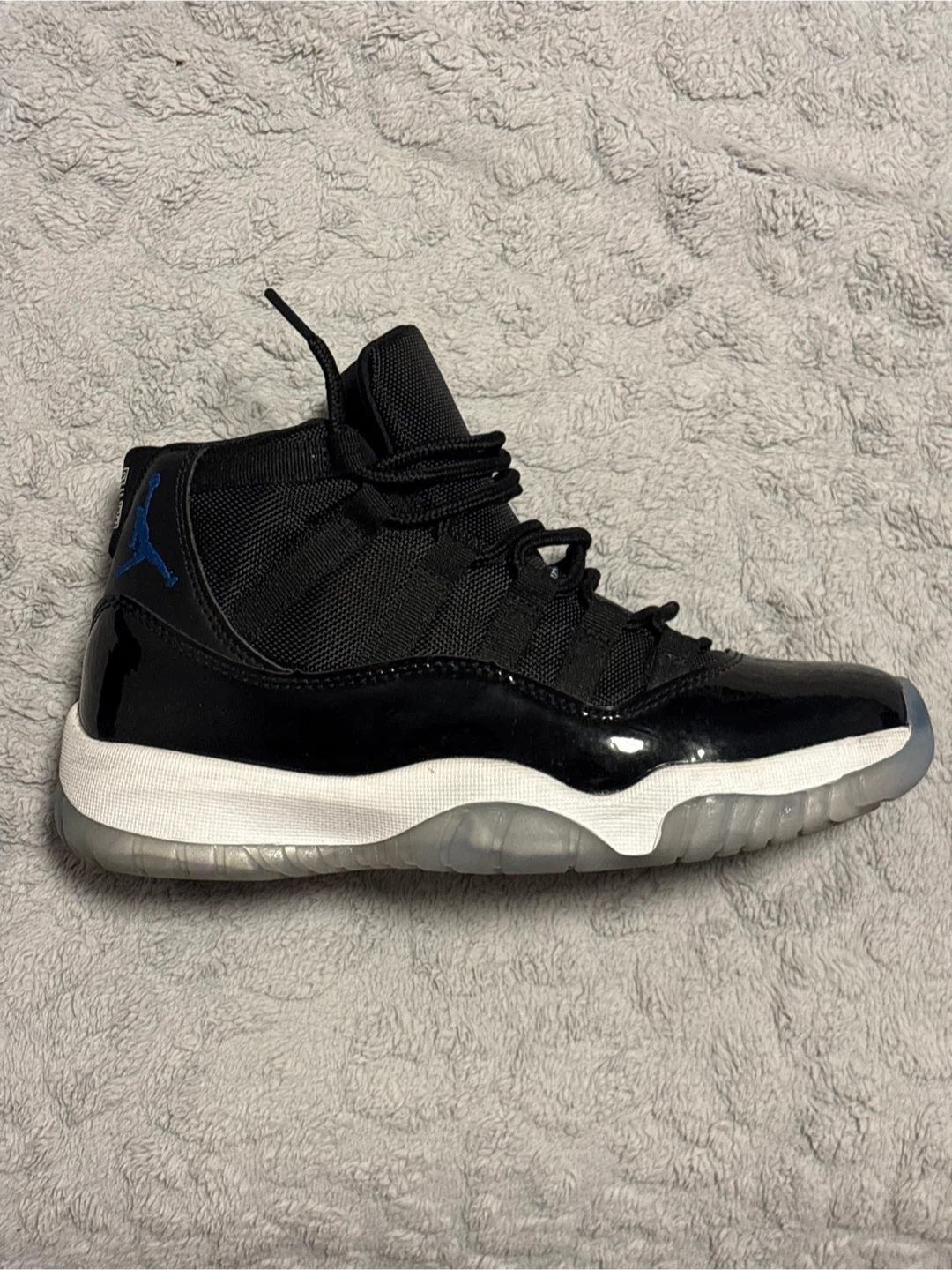 Jordans 11