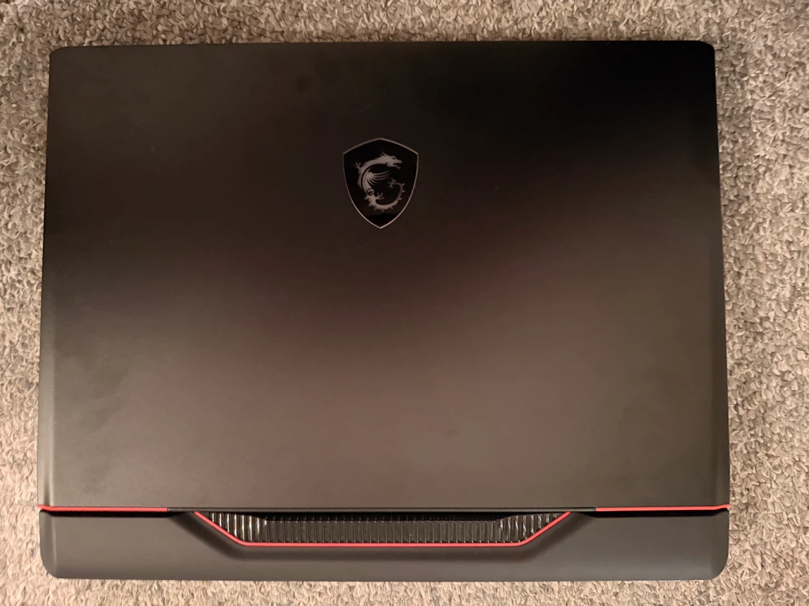 RTX 4070 Gaming Laptop - photo 2