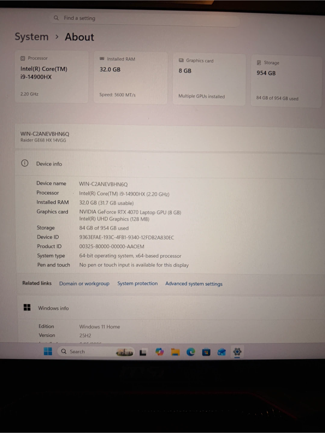 RTX 4070 Gaming Laptop - photo 3