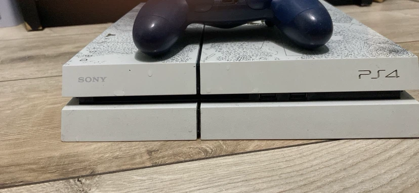 Sony Ps4 limited edition Destiny Console