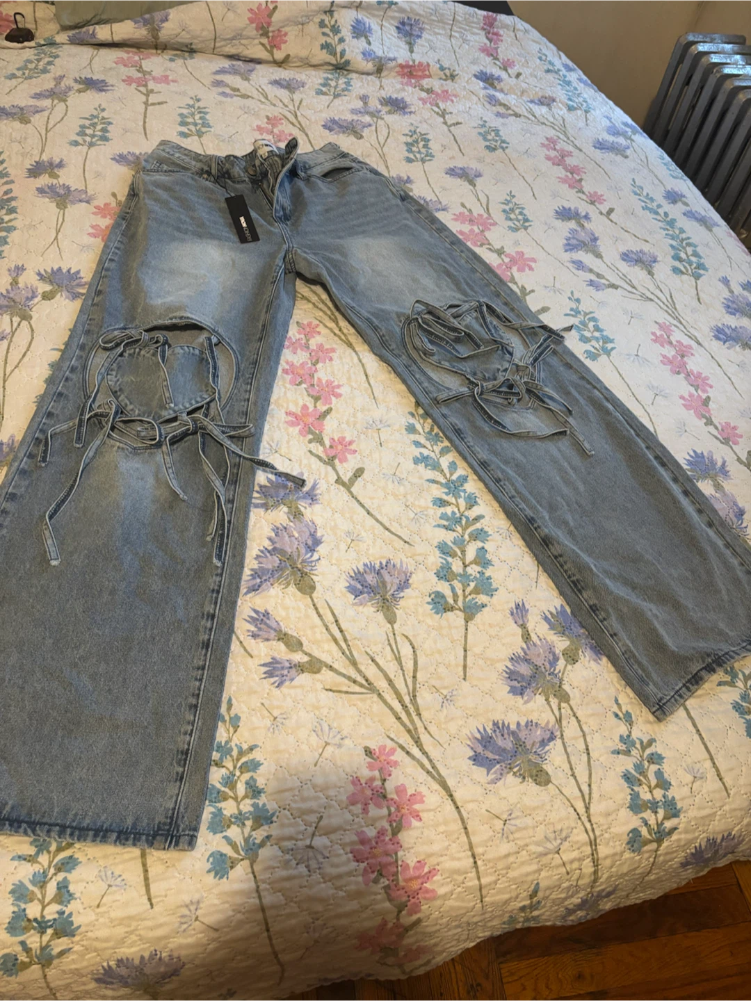 Fashion Nova Wide Leg Jeans with Tie Cutouts Size Medium