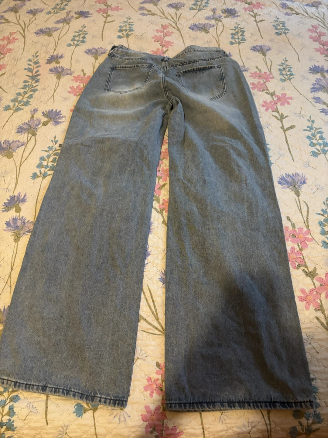Fashion Nova Wide Leg Jeans with Tie Cutouts Size Medium - photo 3