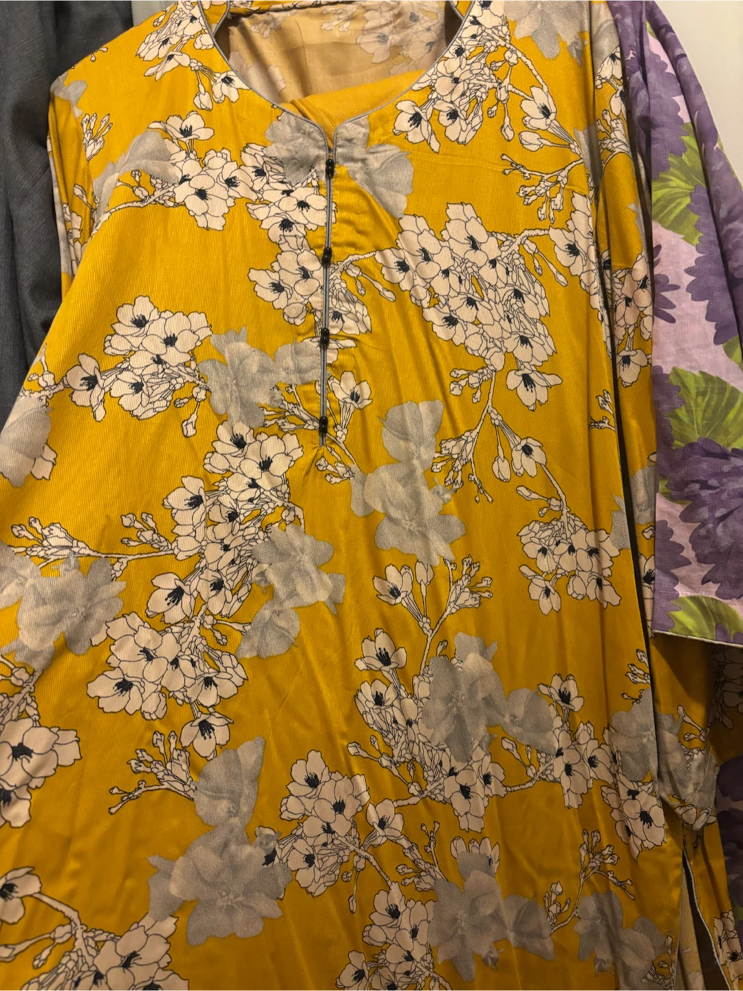Yellow Floral Print  3 piece  lillan suit - photo 2