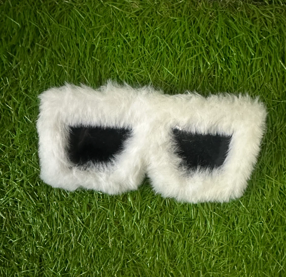 White Faux Fur Trim Sunglasses - photo 2