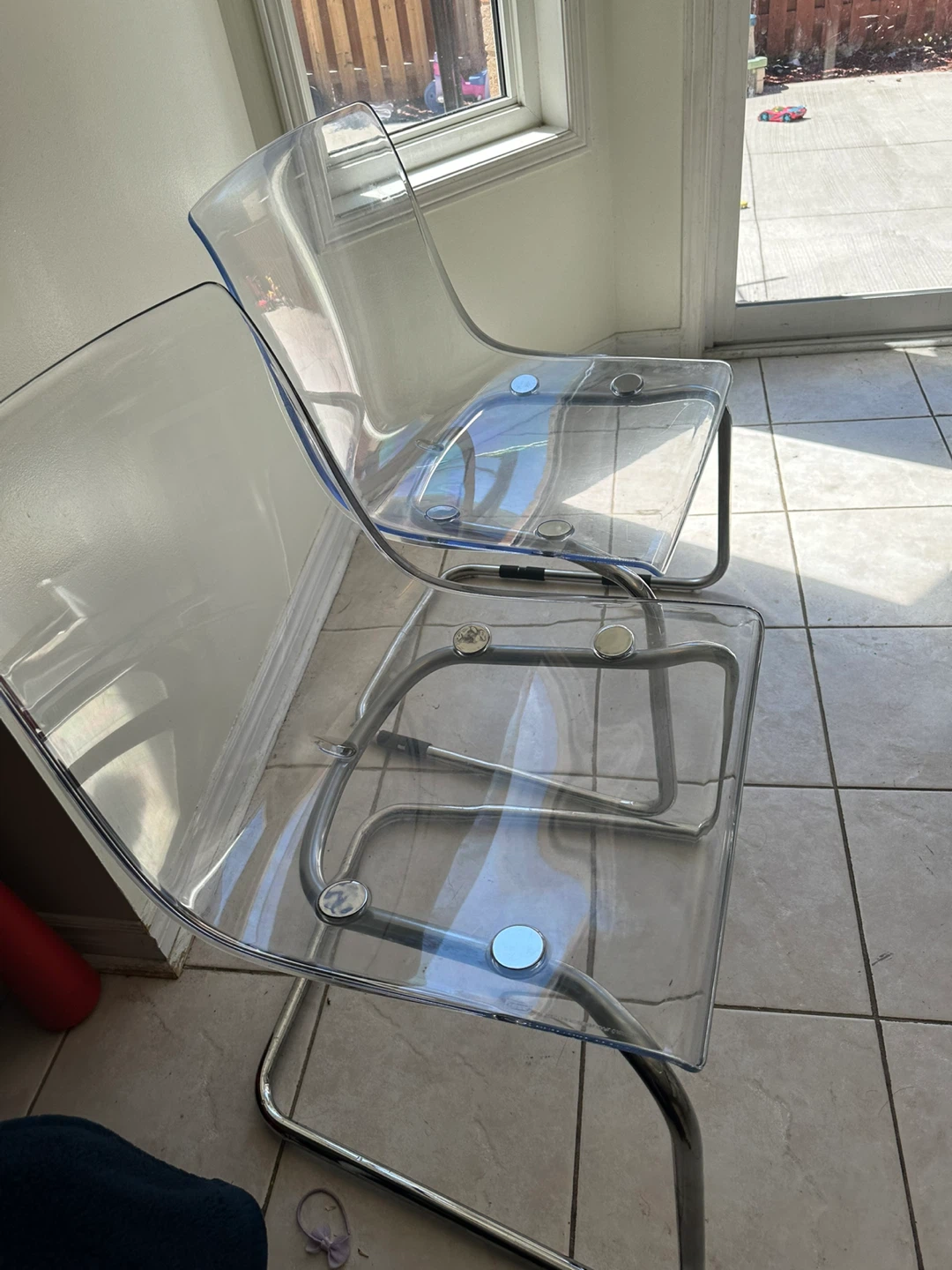 IKEA Torsby white glass dining table with 4 chairs - photo 4