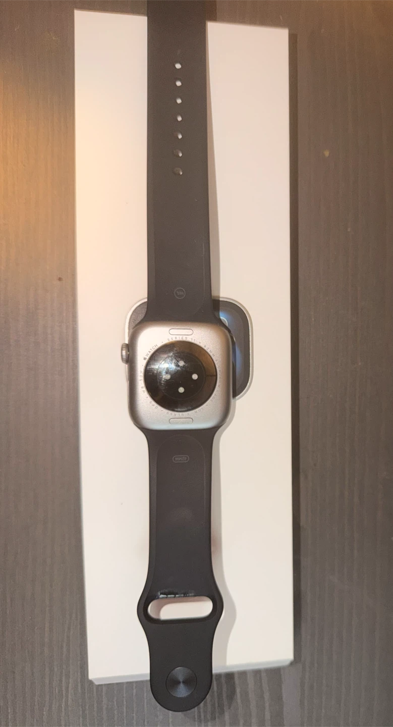 Apple Watch Series 11 GPS 42mm Space Grey Aluminium Case - photo 2