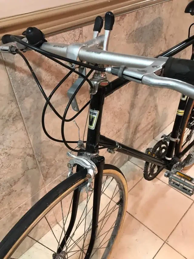 Venture 10 speed bike frame size 23 inch