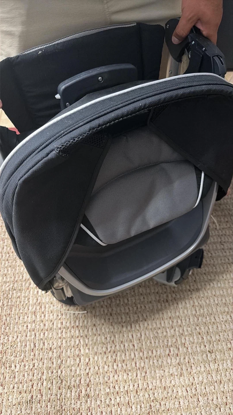 Chicco Lightweight Stroller - photo 2