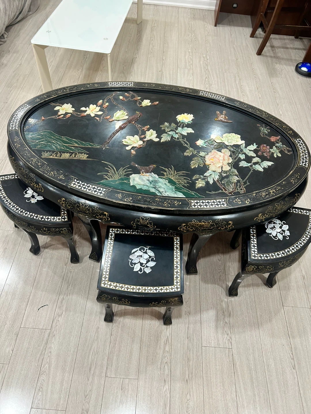 Vintage Oval Coffee Table with 6 Stools