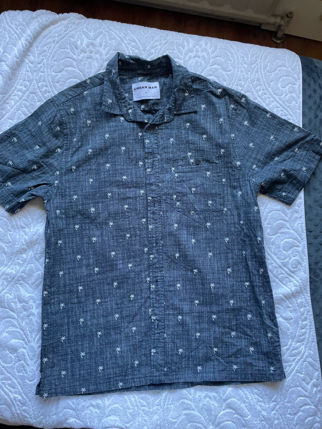 Urban Man Men's Palm Tree Print Button-Up Shirt & Shorts Set - photo 3