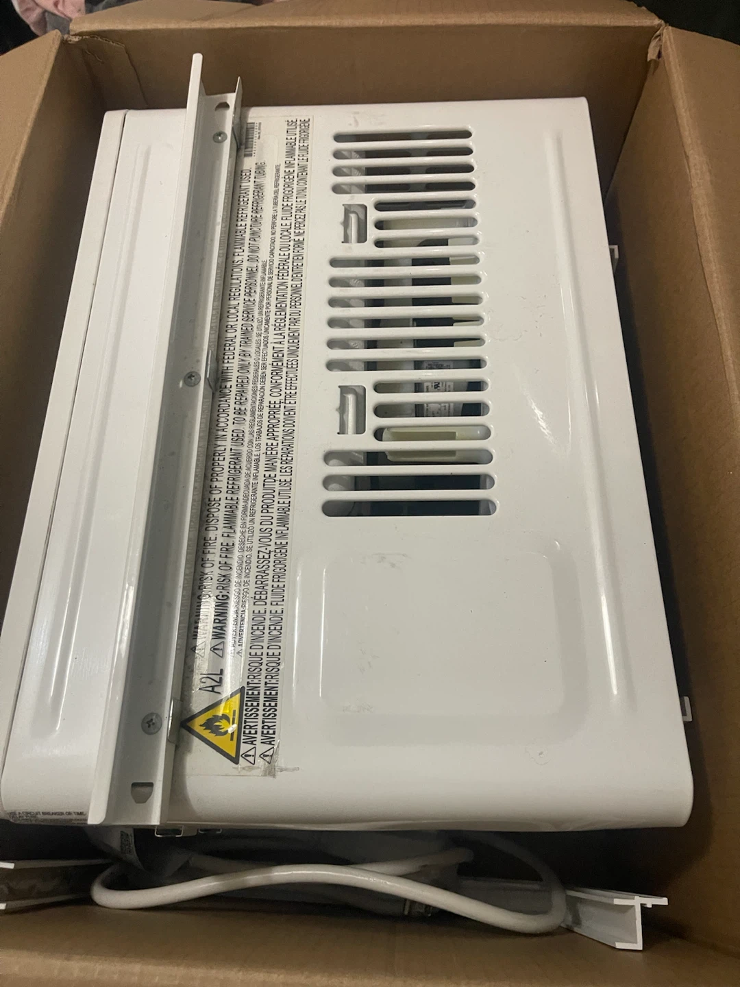 LG Room Air Conditioner LW6024RY - photo 2