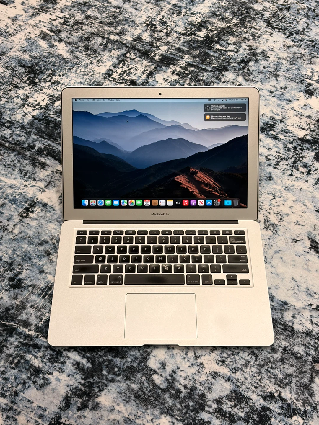 MacBook Air (13-inch, Mid 2015, i5) Perfect for everything