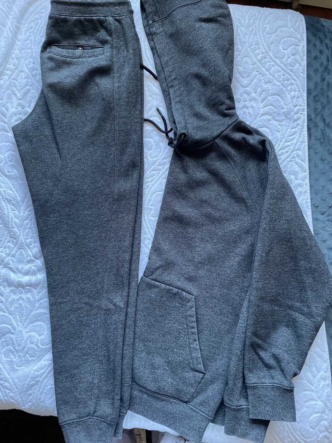CSG. Grey Sweatpants and Hoodie Set Small