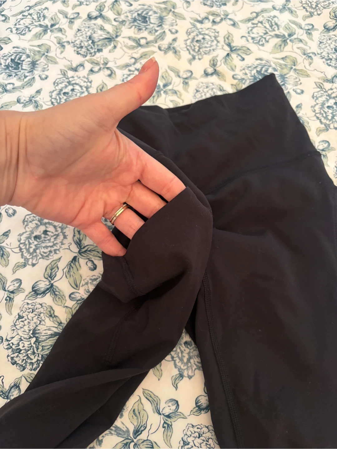 Teen’s Lululemon Align High-Rise Crop Leggings Size 4 - photo 2
