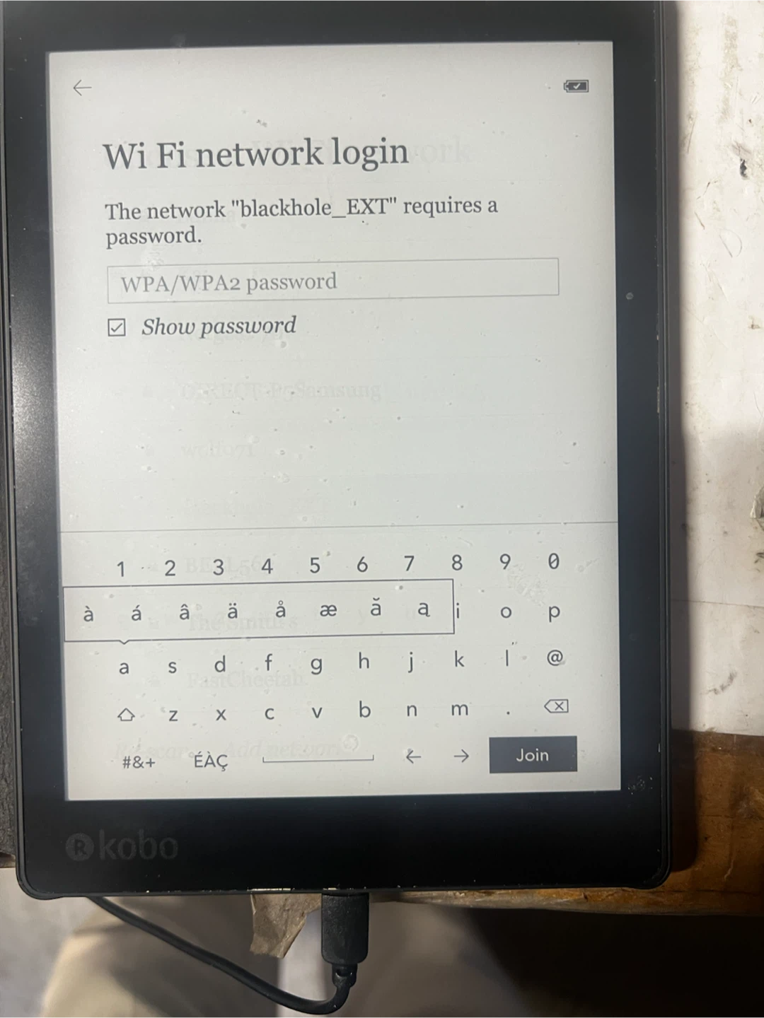 Kobo eReader with Black Cover - photo 4