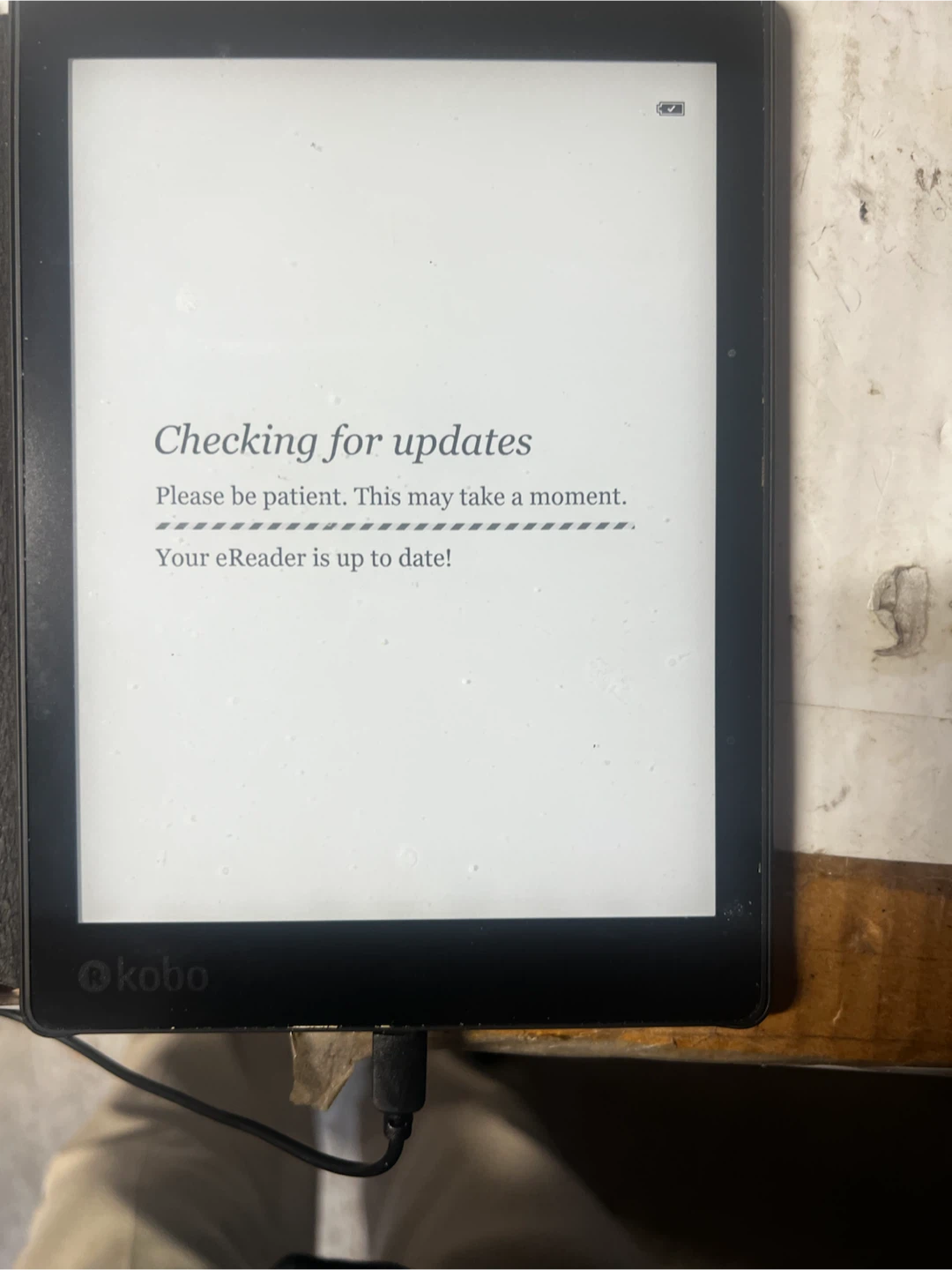Kobo eReader with Black Cover - photo 5