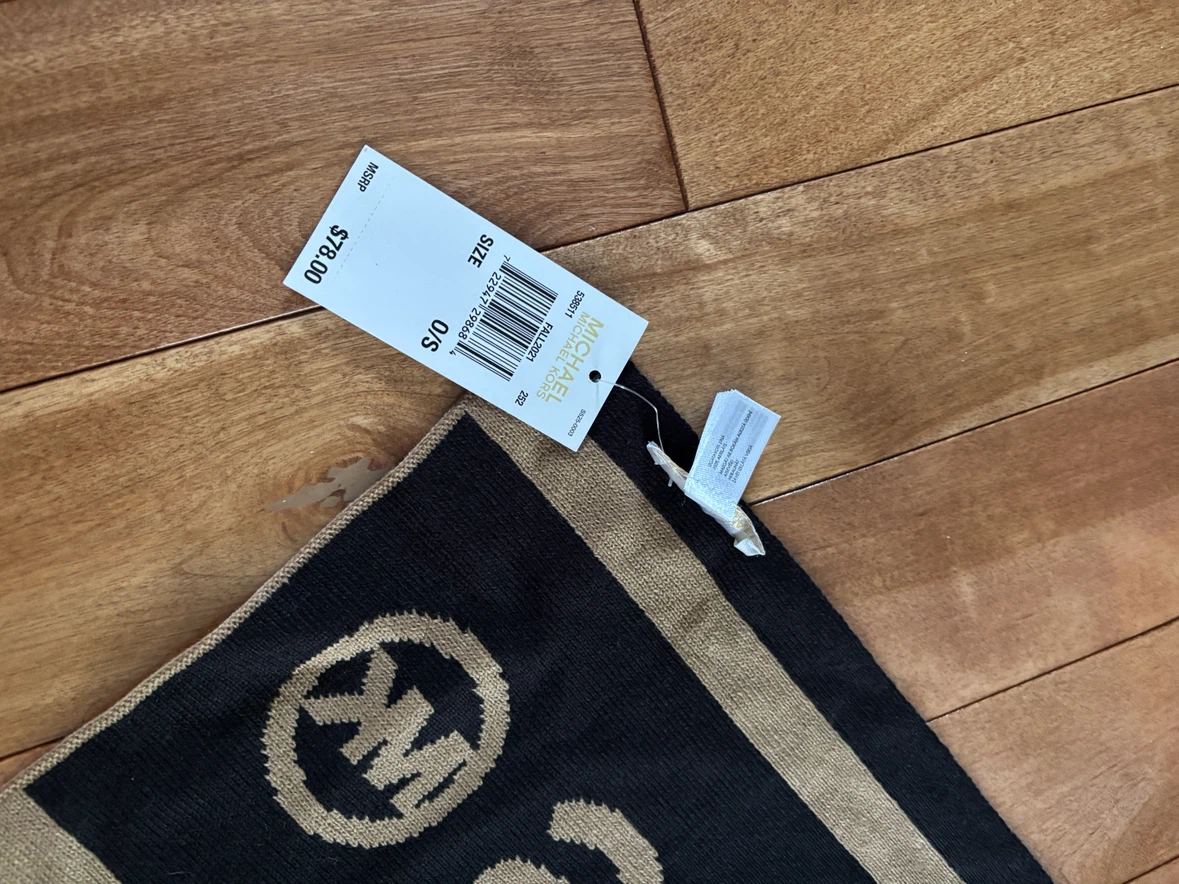 New Michael Kors scarf with tags - photo 4