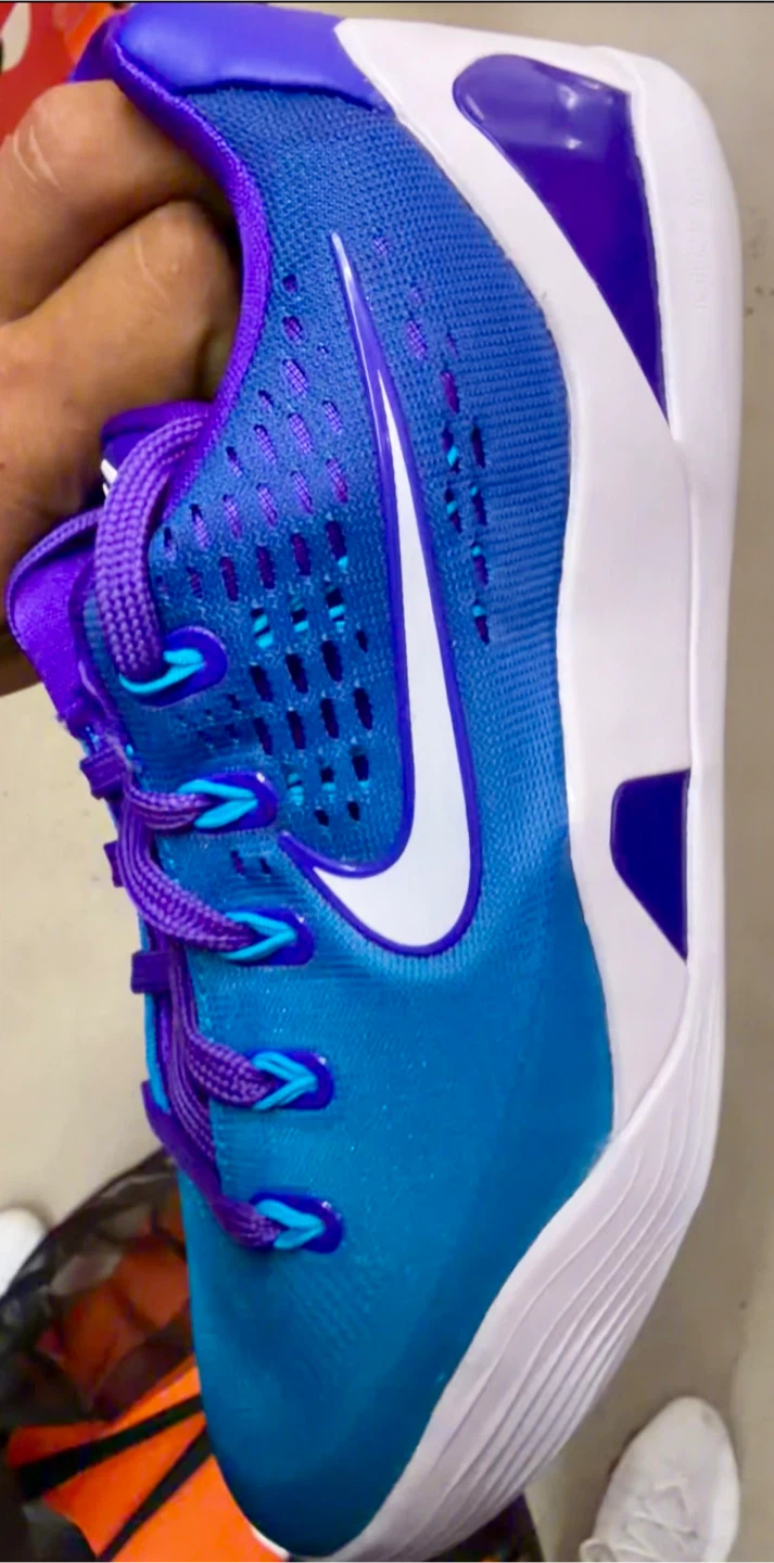 Nike Kobe 9 EM "Persian Violet" Basketball Shoes - photo 3