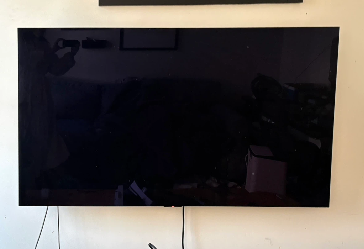 LG OLED65C3PUA 65" Smart TV - photo 2