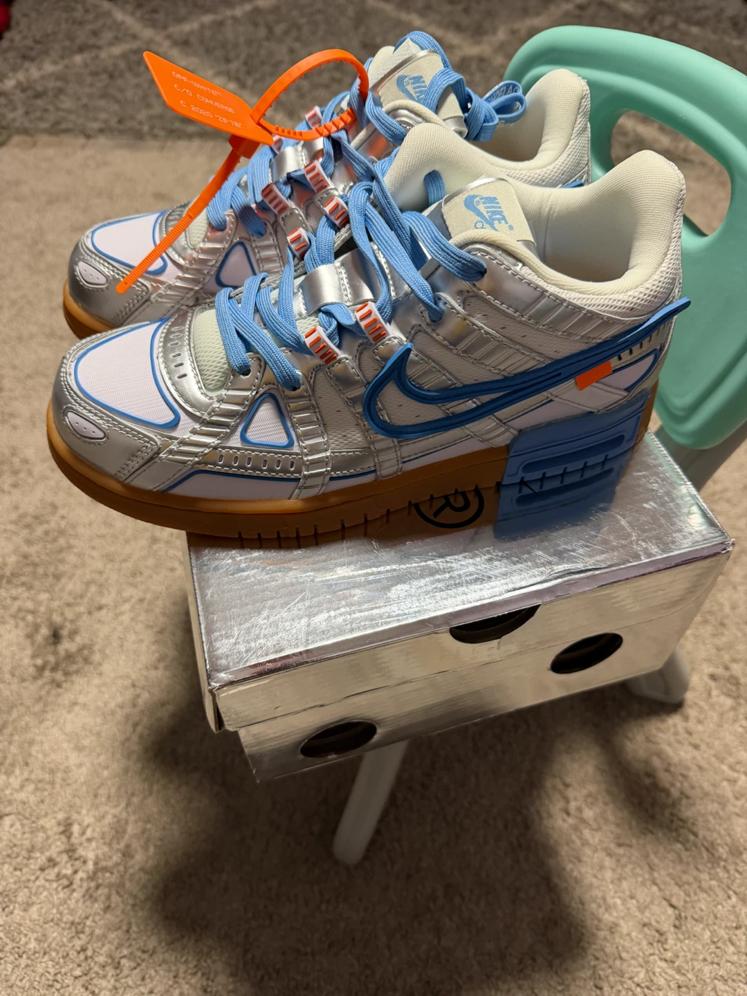 Nike Off-White Dunk Low Sneakers