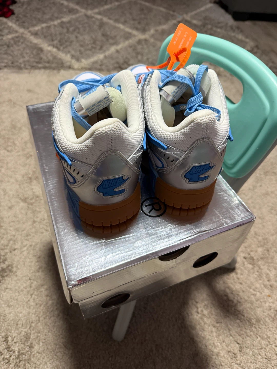 Nike Off-White Dunk Low Sneakers - photo 3