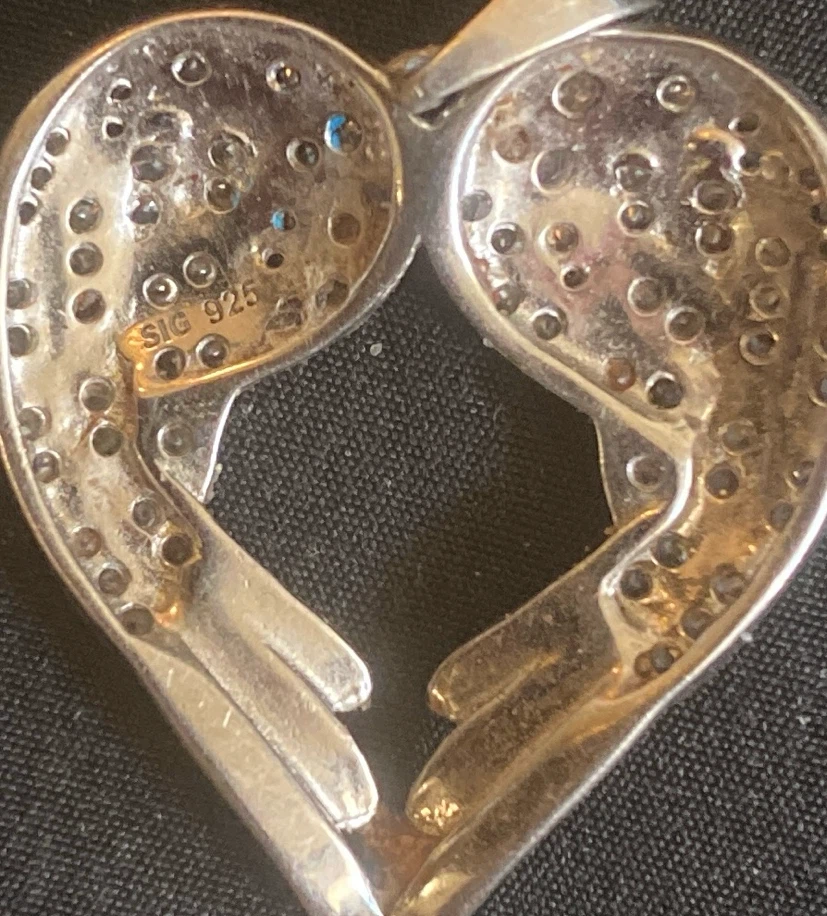 SIG 925 sterling silver angel wing heart pendant - photo 3