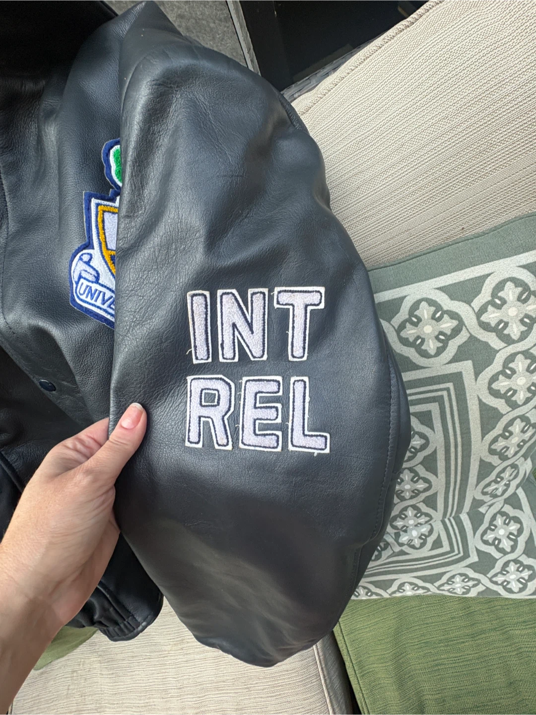 University of Toronto leather jacket - photo 4