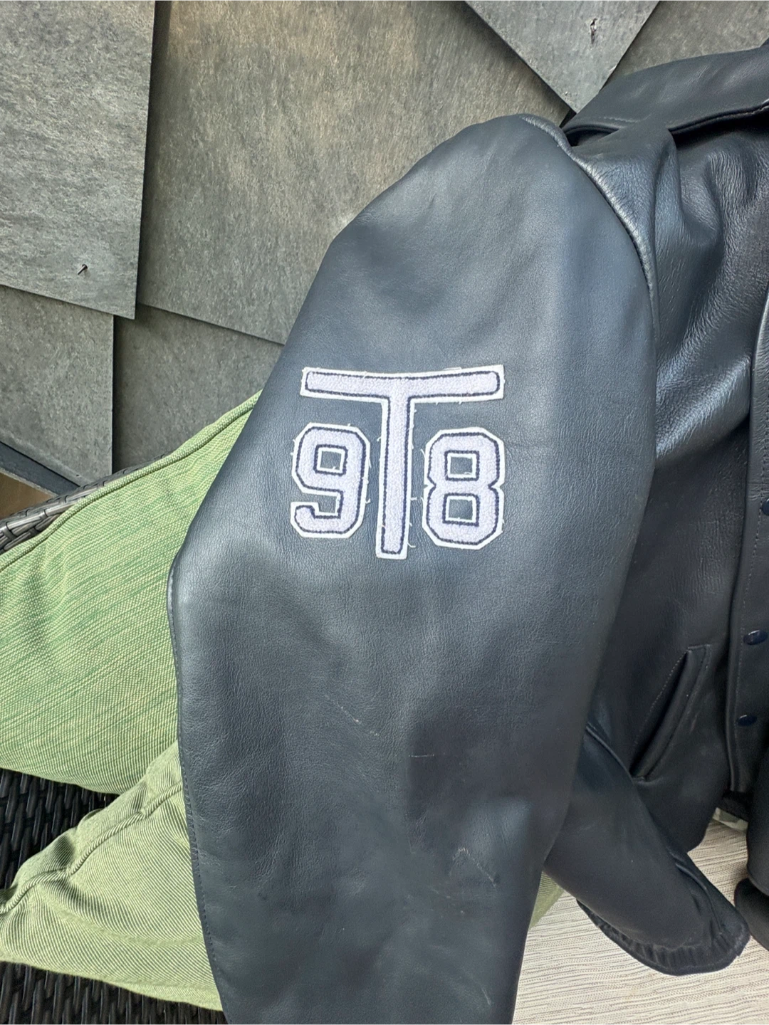 University of Toronto leather jacket - photo 5