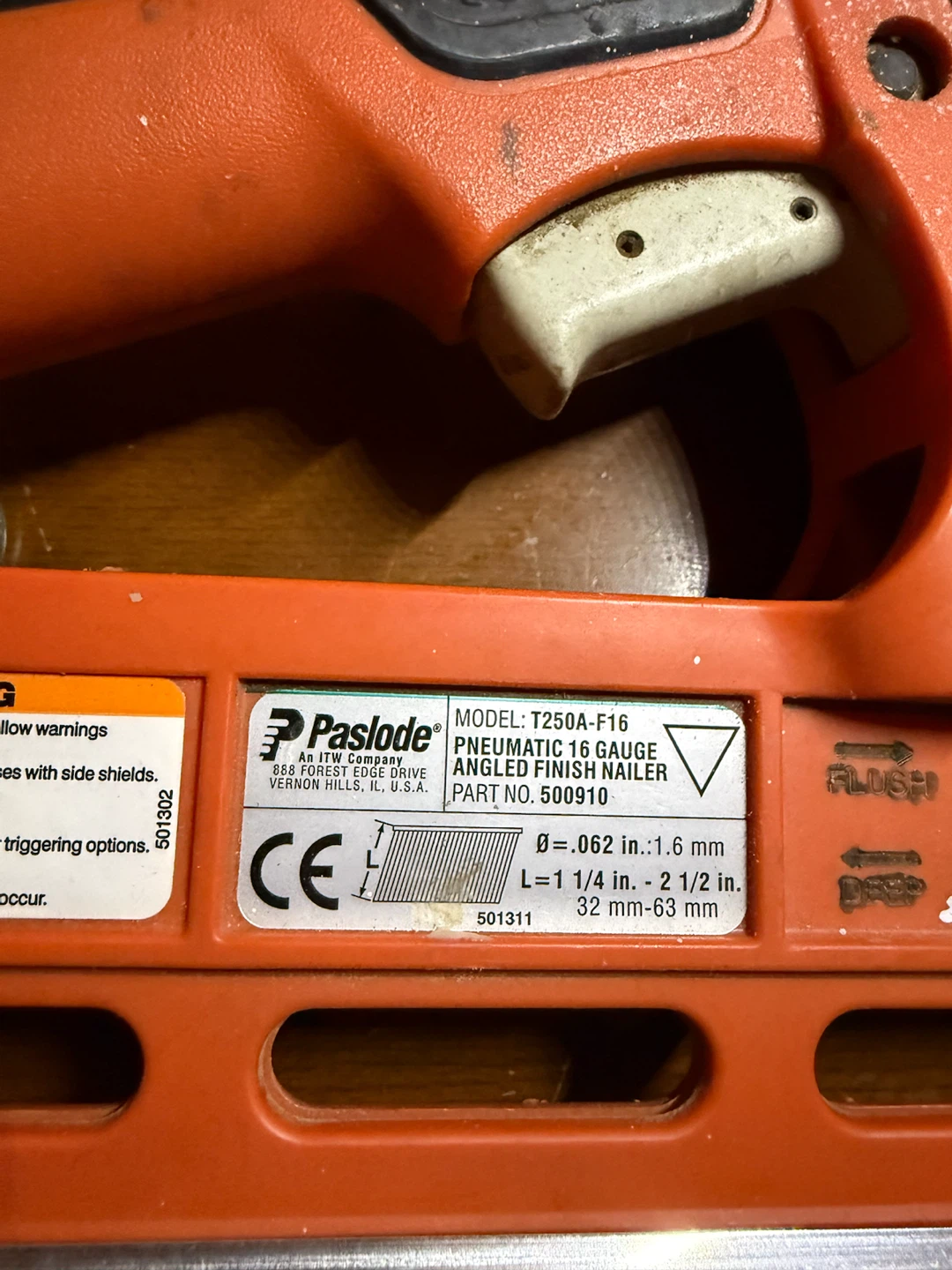 Paslode T250A-F16 Pneumatic Angled Finish Nailer