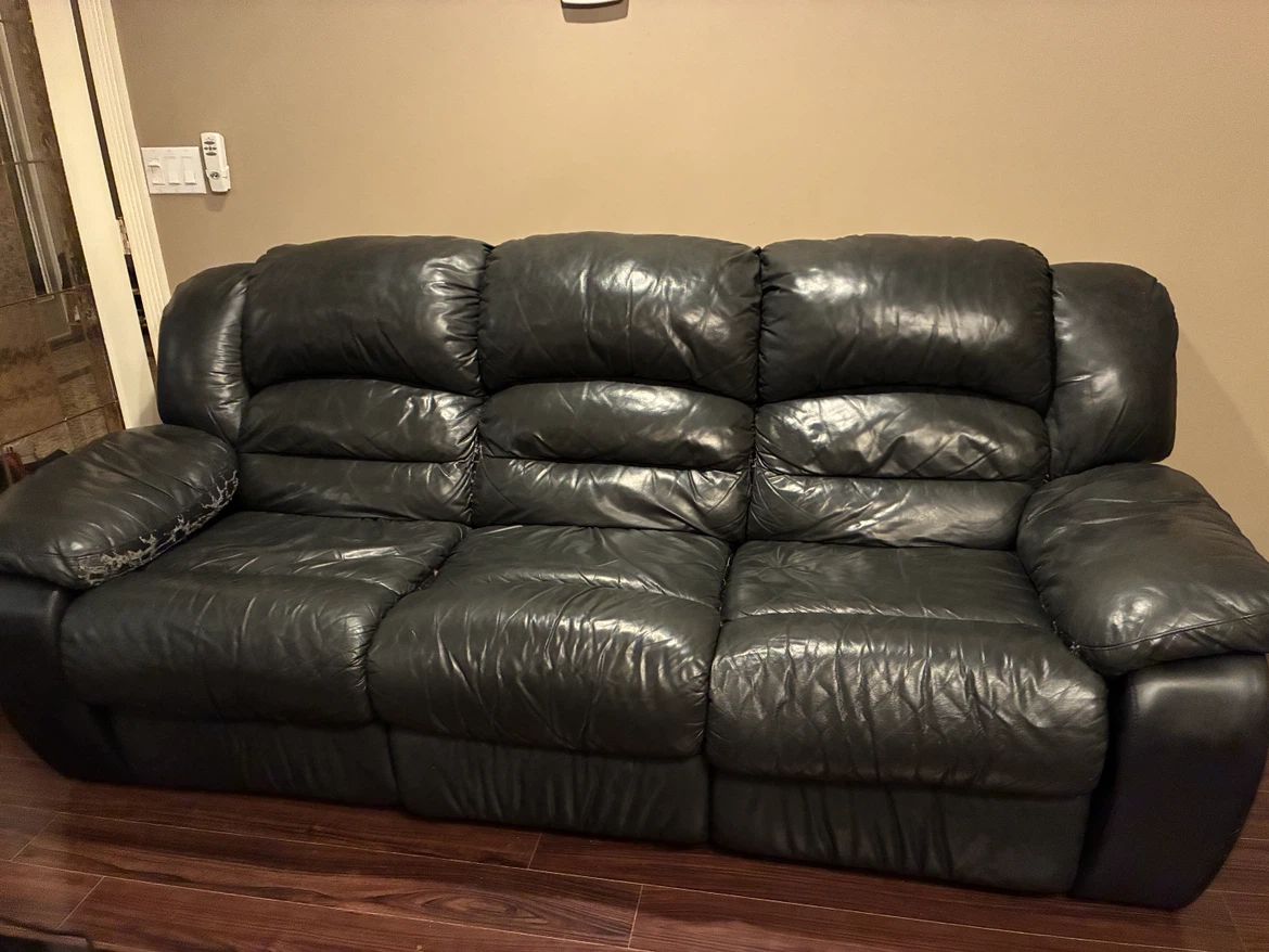 Black Leather 3-Seat Reclining Sofa