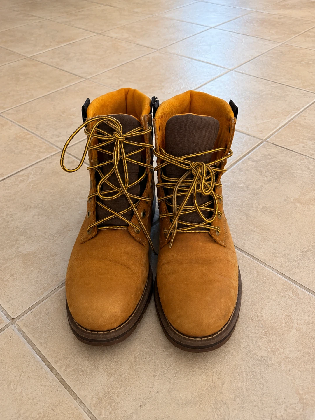 Timberland Boots (size 8) - photo 3
