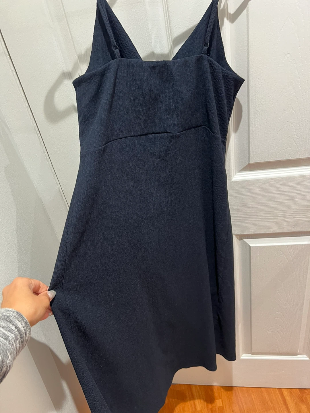 Reitman’s black dress - photo 3