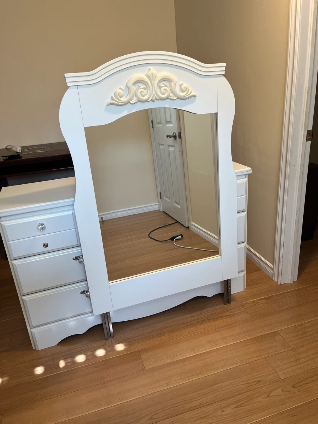 White Dresser with Mirror - photo 3