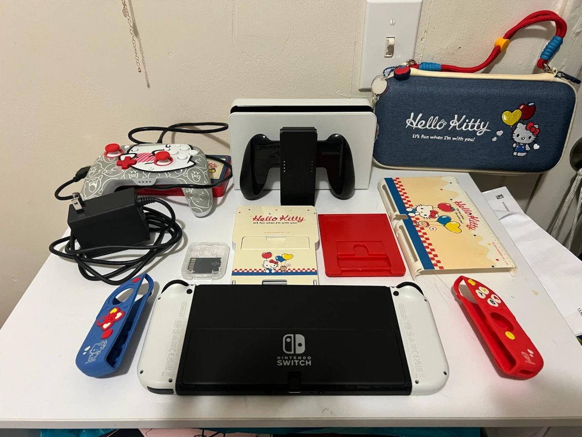 Nintendo Switch Hello Kitty Bundle
