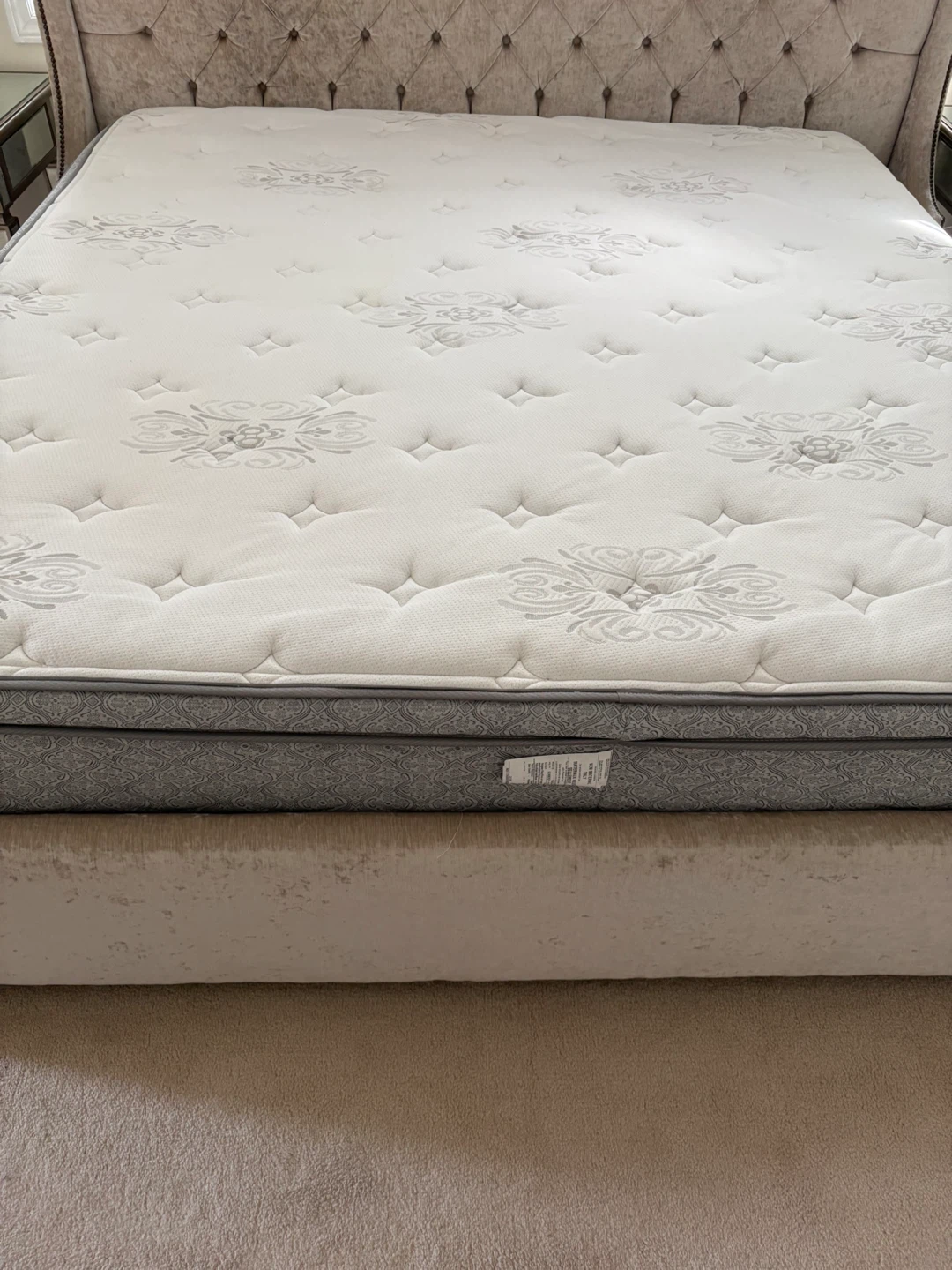 King size bed including mattress - photo 5