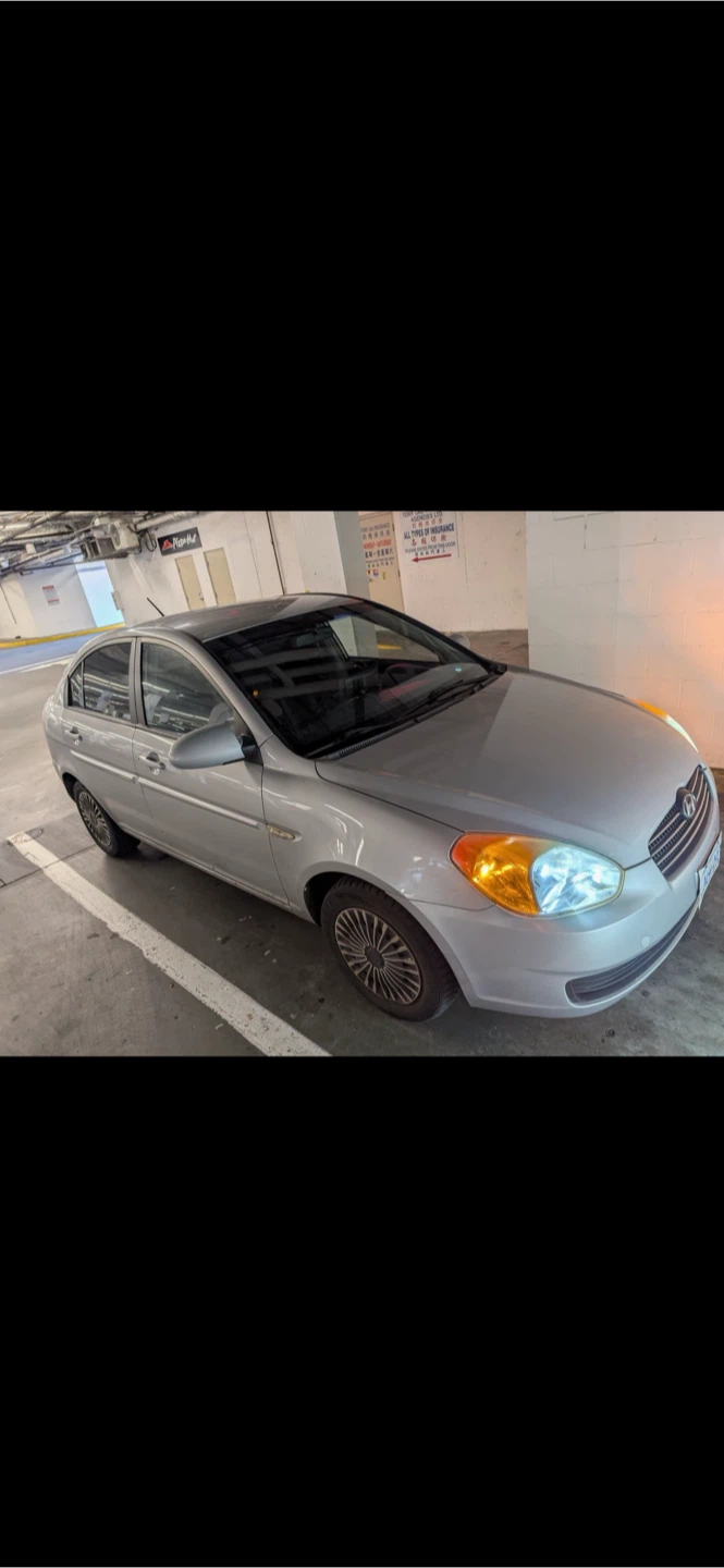 2006 Silver Hyundai Accent Low Kilometres - photo 2