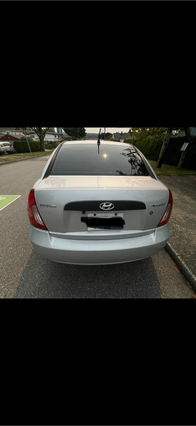 2006 Silver Hyundai Accent Low Kilometres - photo 5