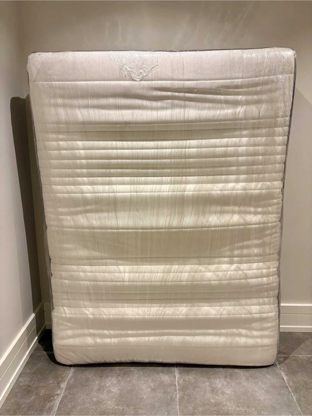 IKEA HAUGSVÄR Mattress