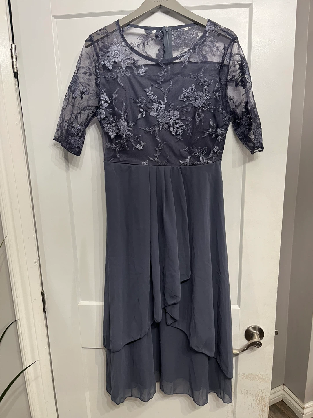 Women’s dress