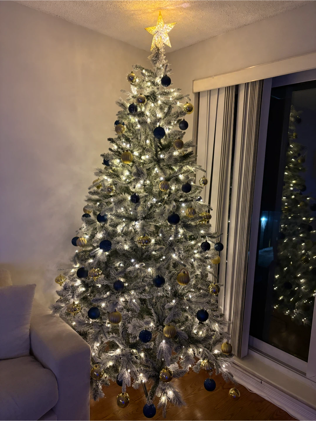 Pre-lit Flocked Christmas Tree with Ornaments and Star Topper - photo 3