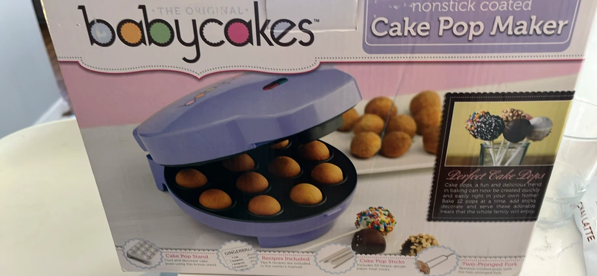 Babycakes Original Cake Pop Maker