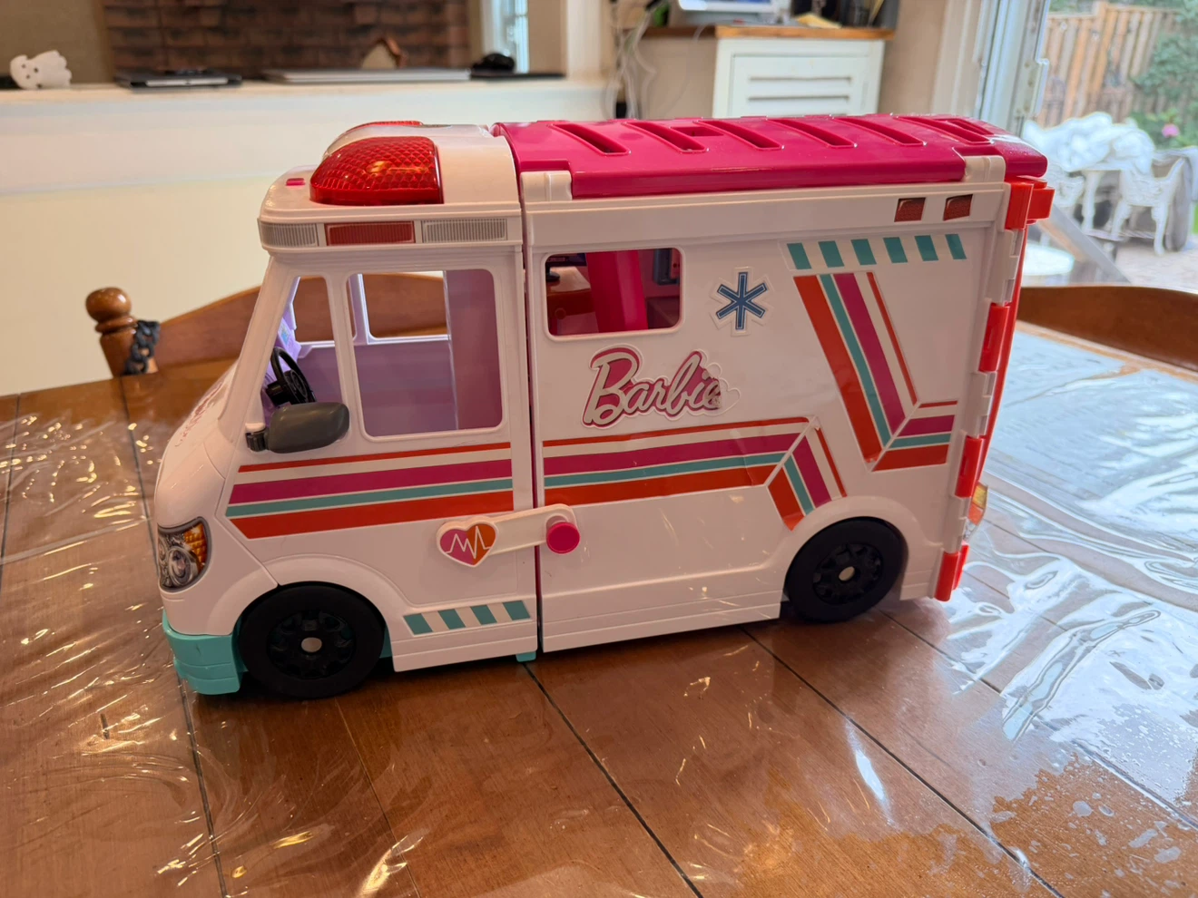 Barbie Care Clinic Ambulance - photo 3