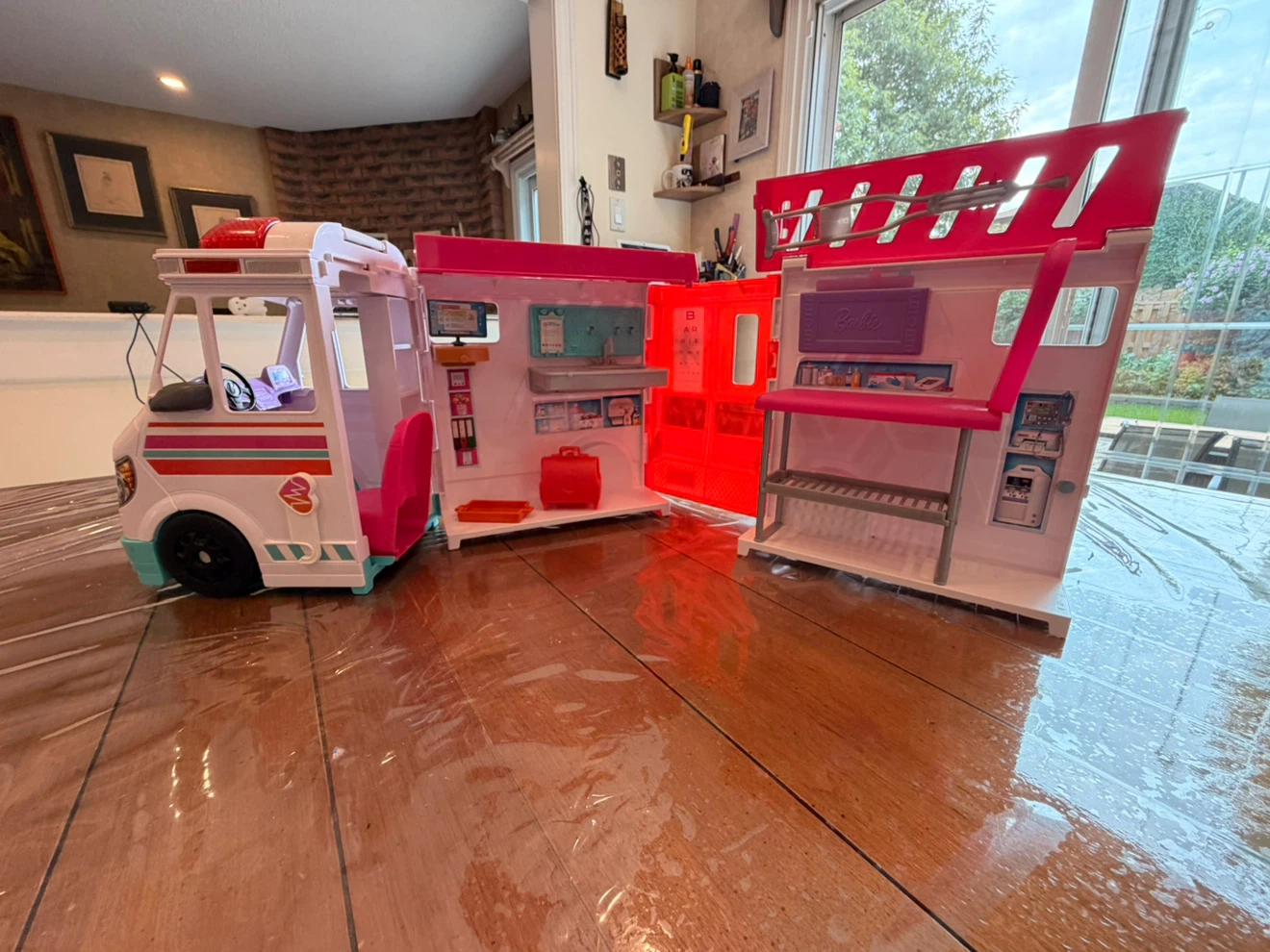 Barbie Care Clinic Ambulance - photo 4