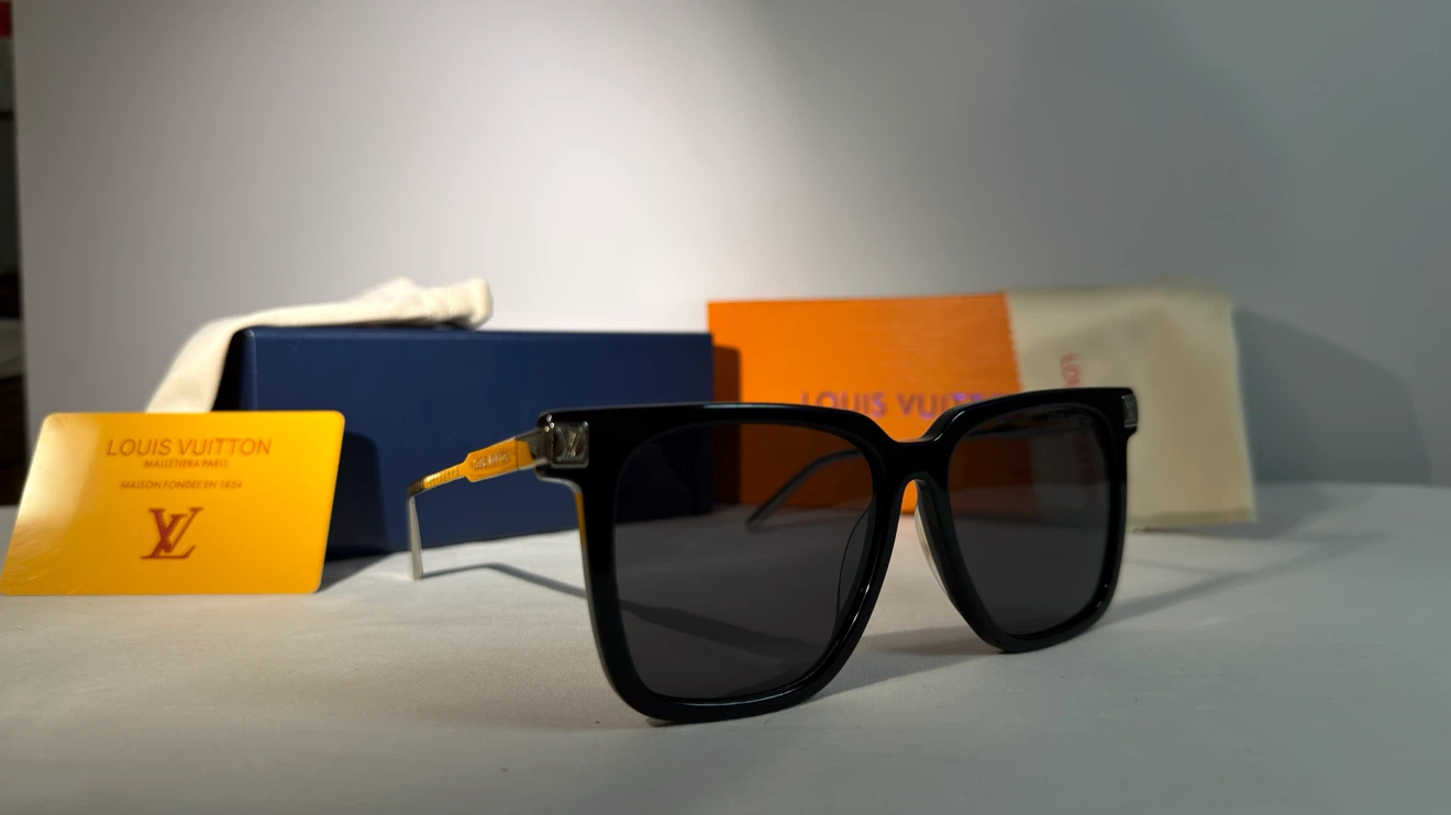Louis Vuitton Sunglasses - photo 3