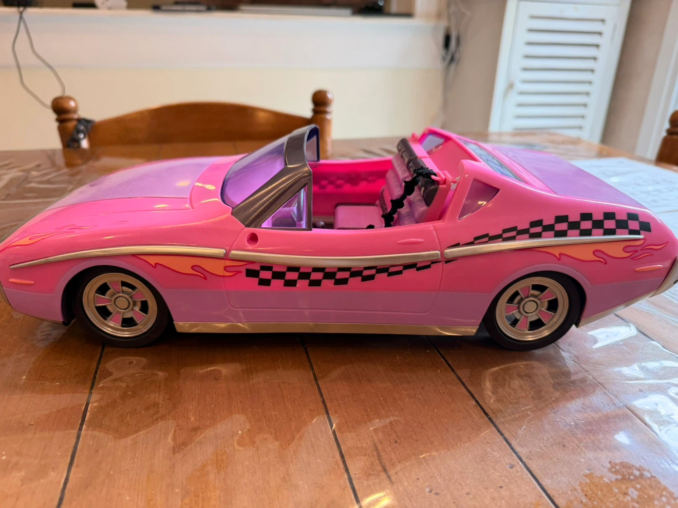 L.O.L. Surprise! Pink Convertible Car